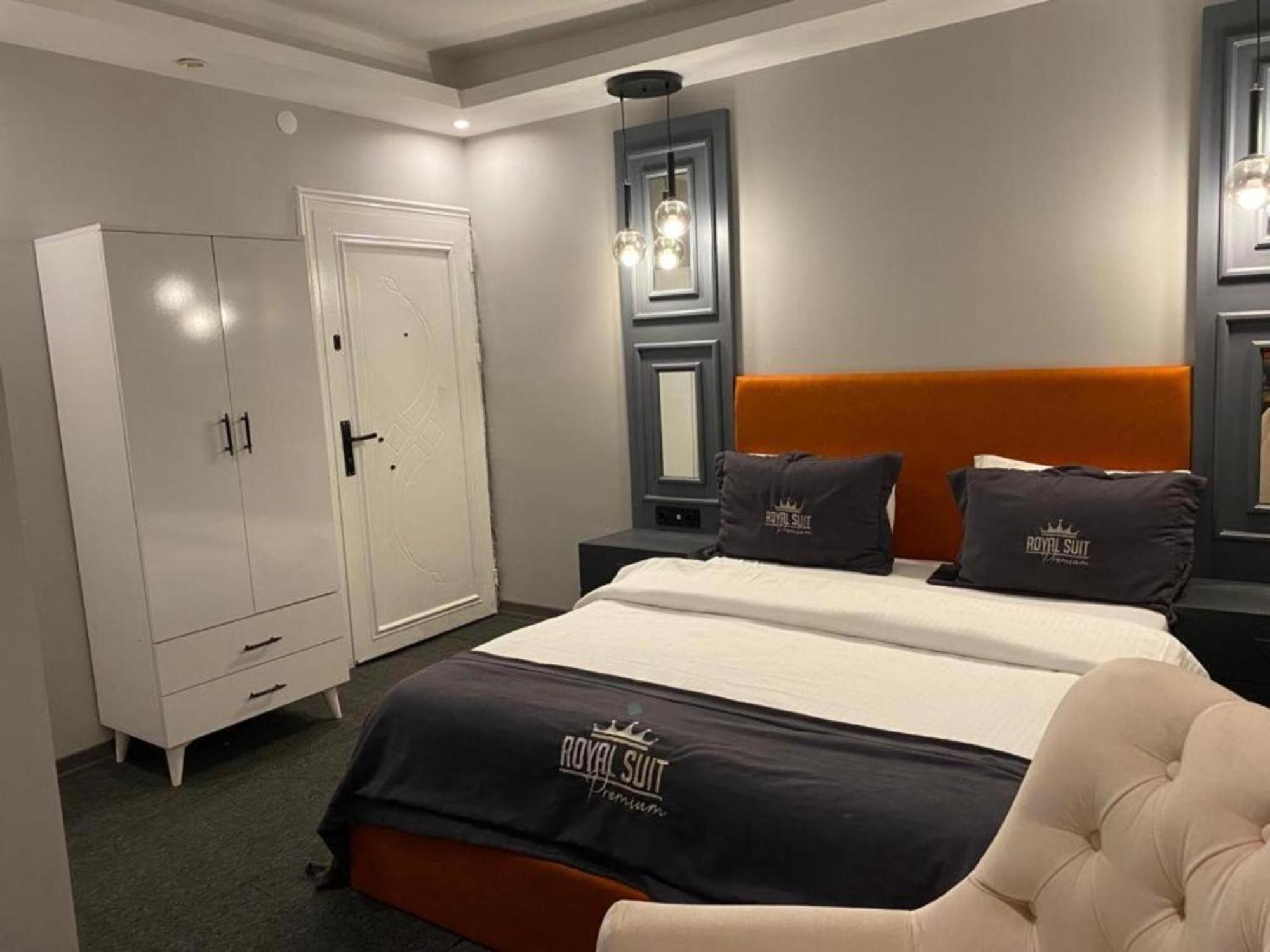 Royal Suit Premium Istanbul Exterior photo